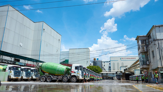 How to clean the concrete mixer